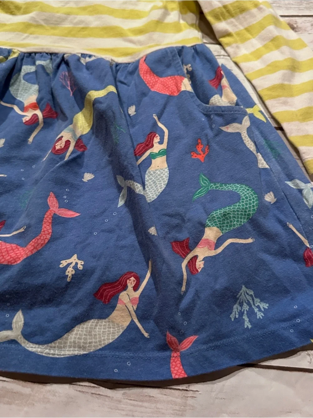 Mini Boden mermaid hopscotch fair for stains 3/4